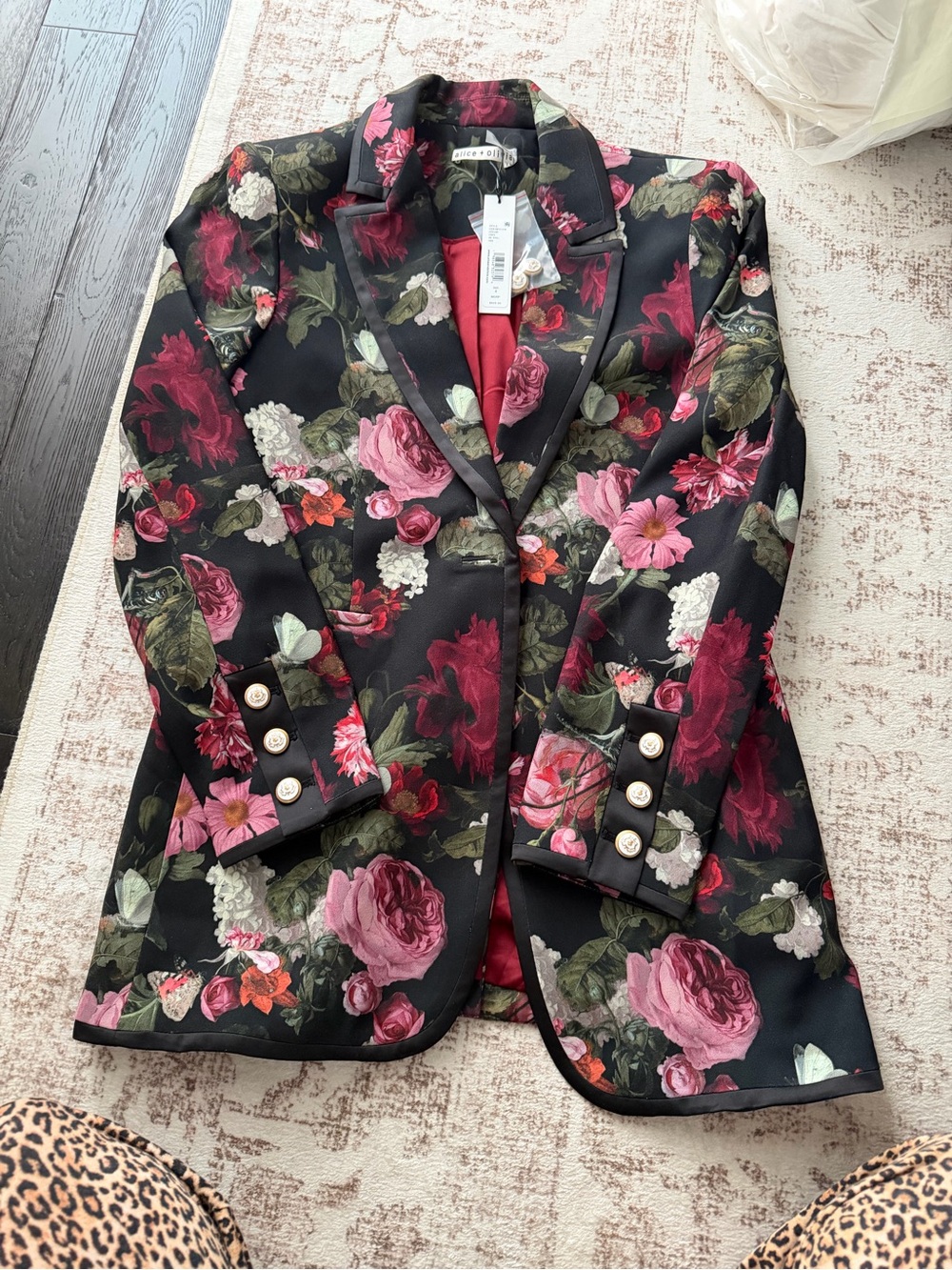 Alice + Olivia Black Floral Single-Button Tailored Blazer - Picture 3 of 6